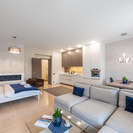 New Luxury Apt With Ac&Parking In The Center Of Prague Lejlighed Eksteriør billede